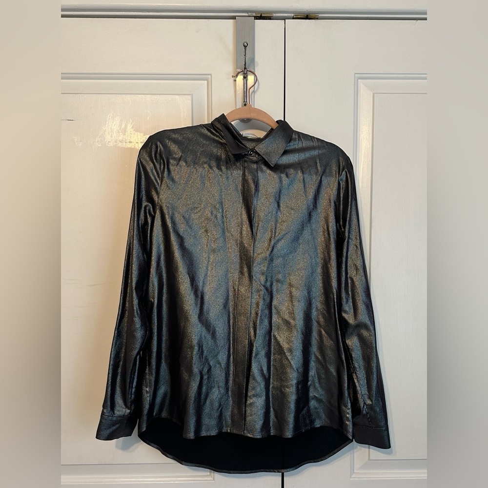 Elegant Shimmering Lillysilk Steel Great Oversized Flowy button down Shirt